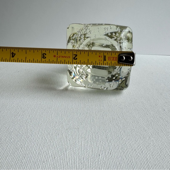 Vintage Clear Crystal Bubble Glass 4 Sided Pyramid Paperweight - Picture 12 of 12